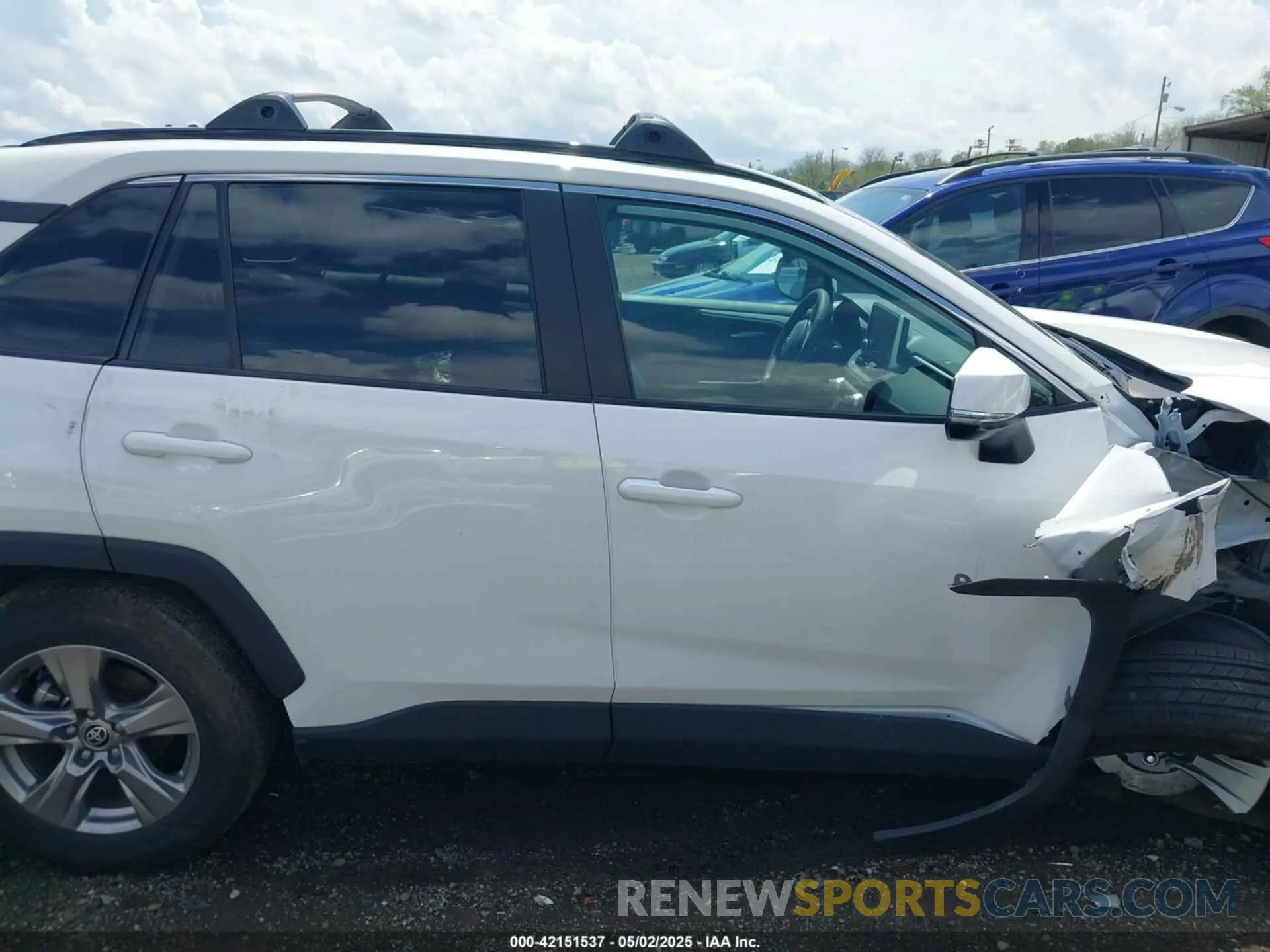 13 fotografías del automóvil dañado 2T3P1RFV0RW465695 TOYOTA RAV4 2024