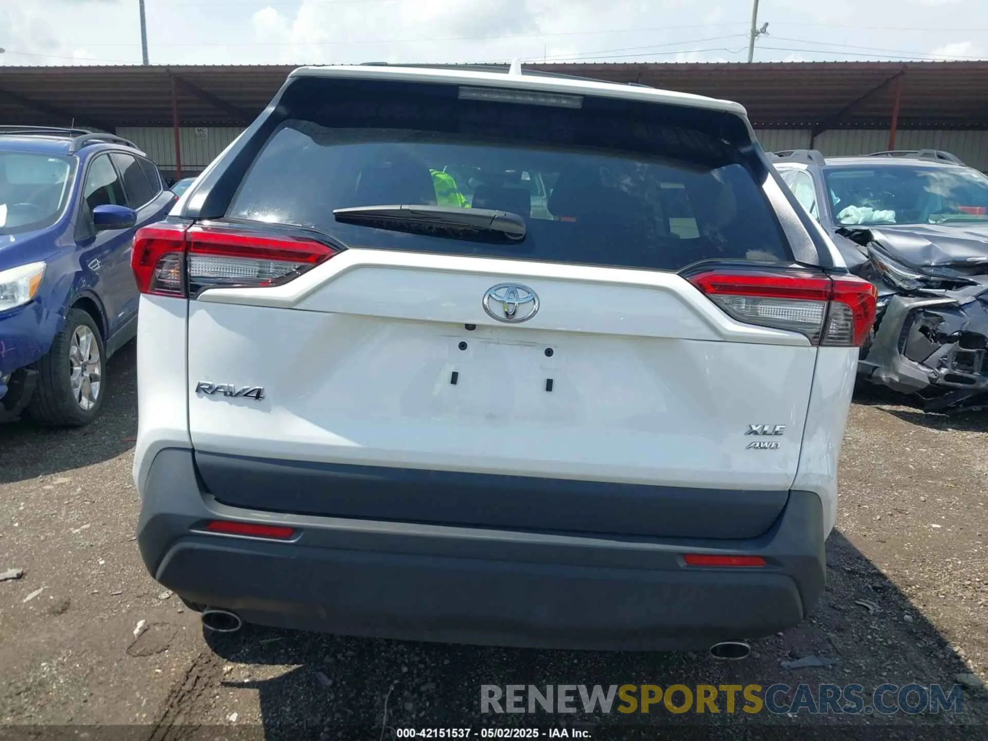 16 fotografías del automóvil dañado 2T3P1RFV0RW465695 TOYOTA RAV4 2024
