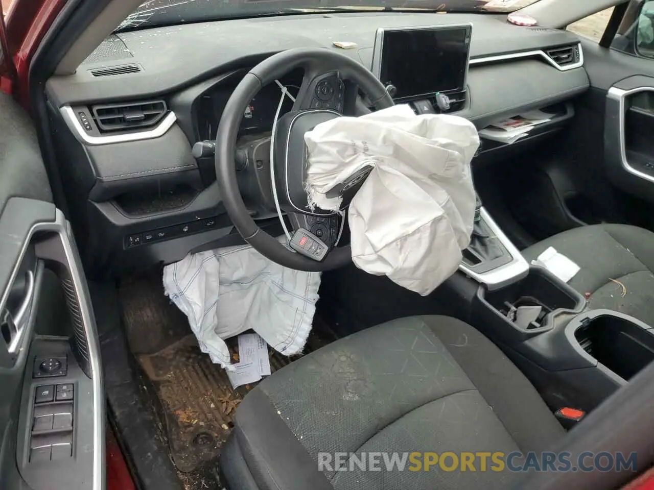 8 fotografías del automóvil dañado 2T3P1RFV1RW422211 TOYOTA RAV4 2024