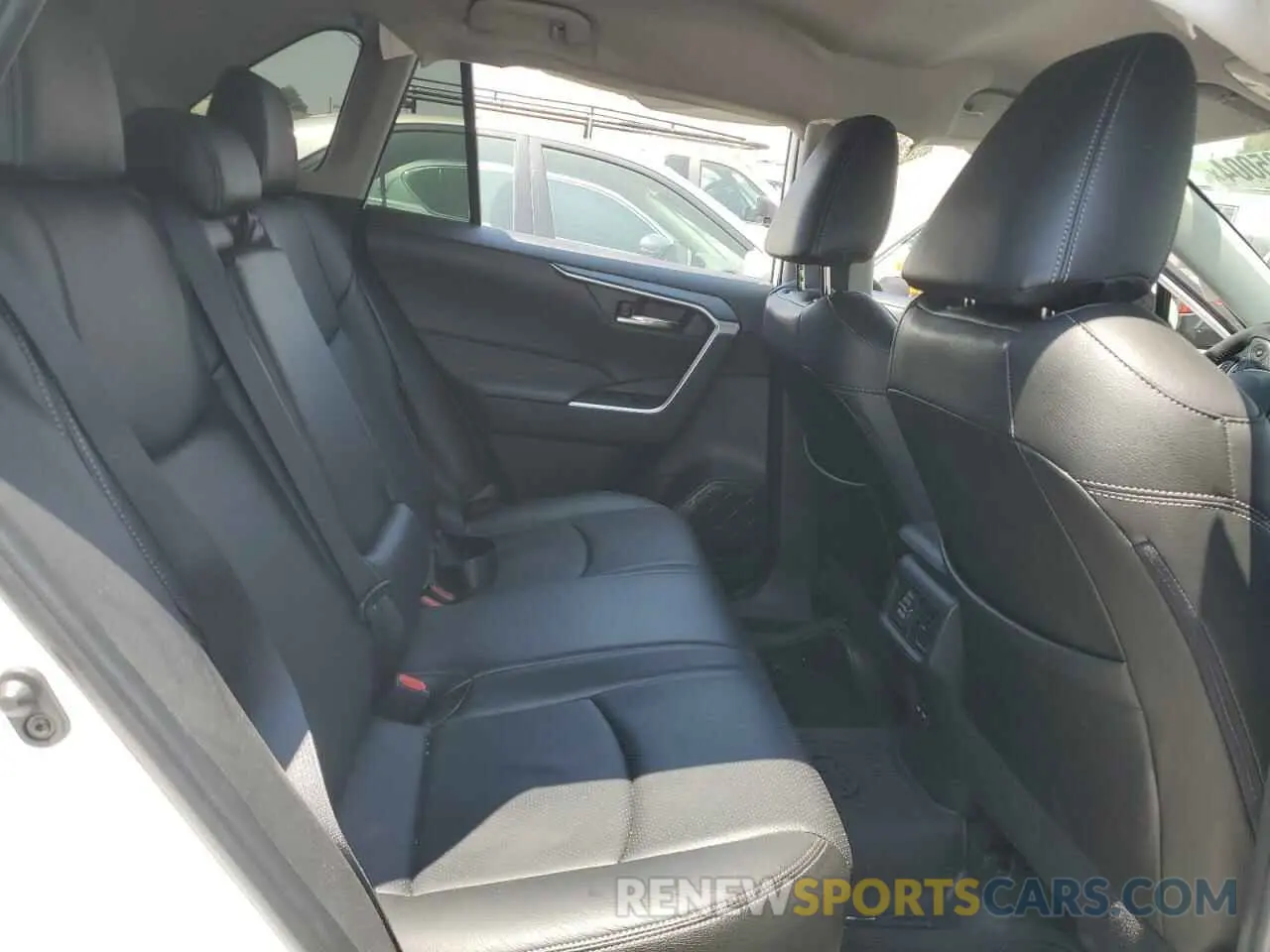 10 fotografías del automóvil dañado 2T3P1RFV1RW461669 TOYOTA RAV4 2024