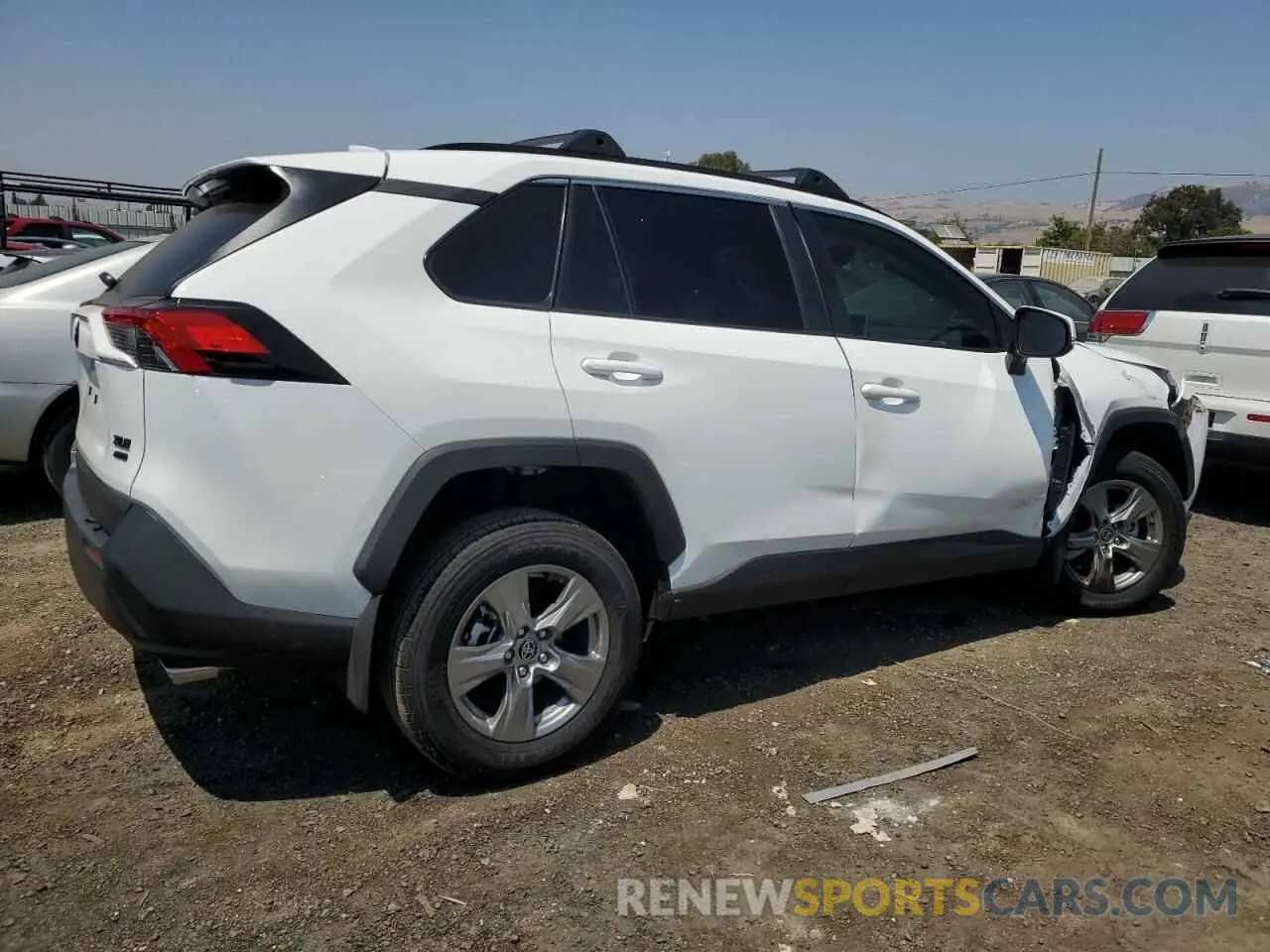 3 fotografías del automóvil dañado 2T3P1RFV1RW461669 TOYOTA RAV4 2024