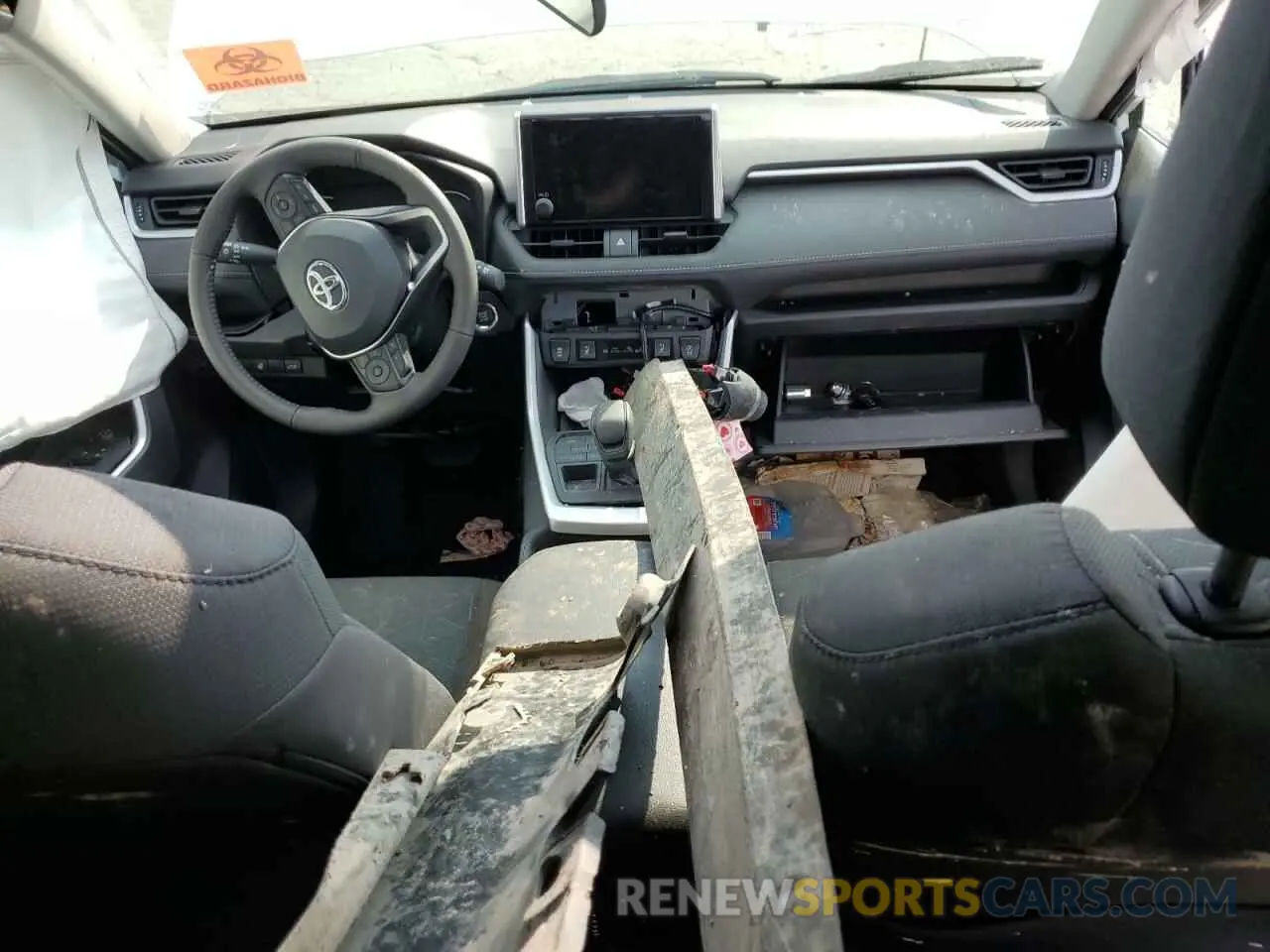 8 fotografías del automóvil dañado 2T3P1RFV3RC459780 TOYOTA RAV4 2024