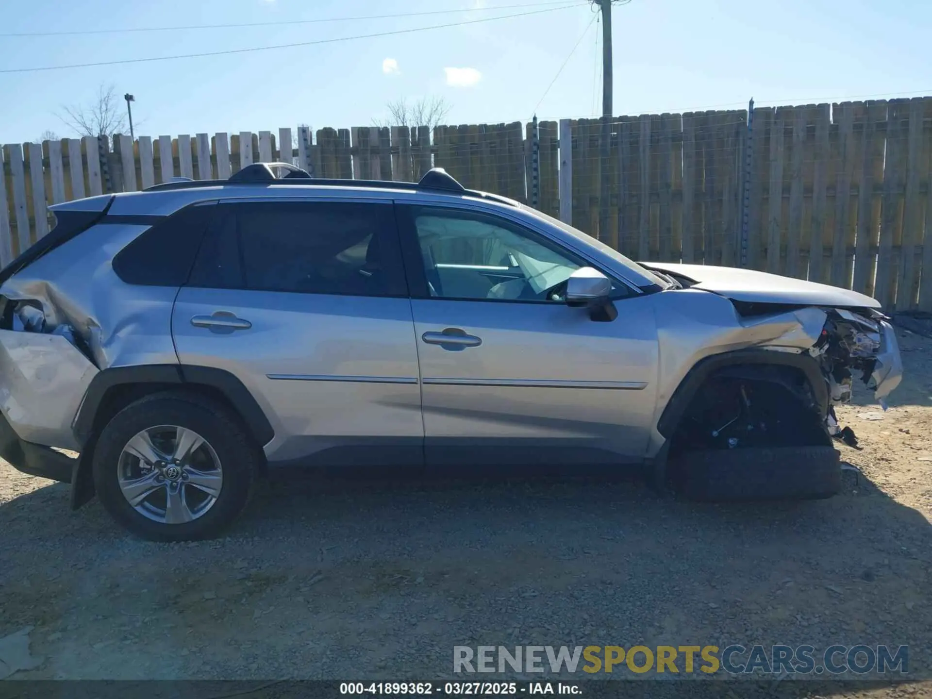 14 fotografías del automóvil dañado 2T3P1RFV3RC480256 TOYOTA RAV4 2024
