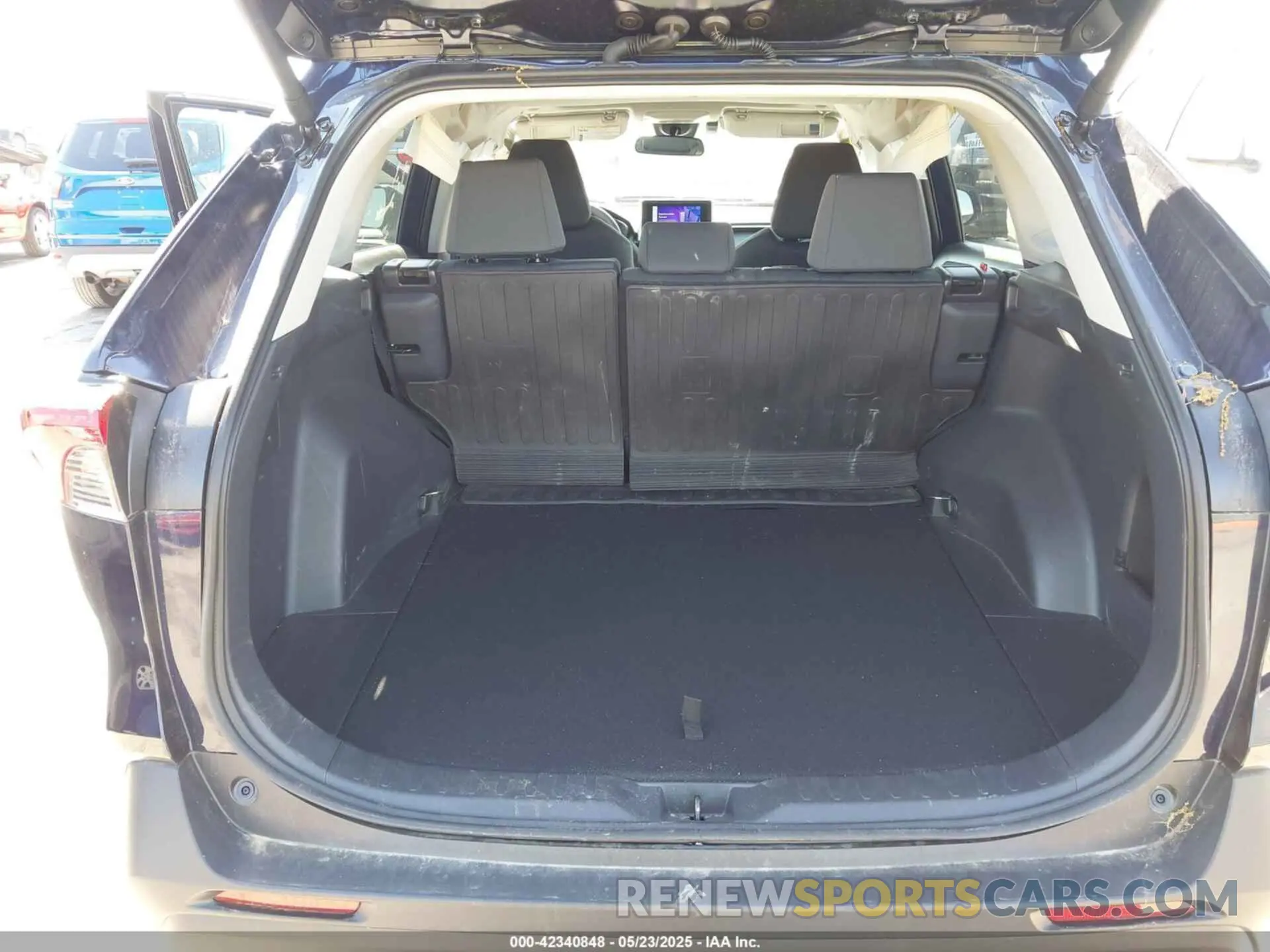 18 fotografías del automóvil dañado 2T3P1RFV3RW478358 TOYOTA RAV4 2024