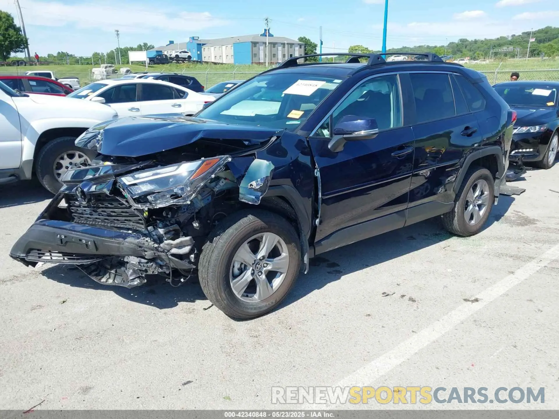 2 fotografías del automóvil dañado 2T3P1RFV3RW478358 TOYOTA RAV4 2024