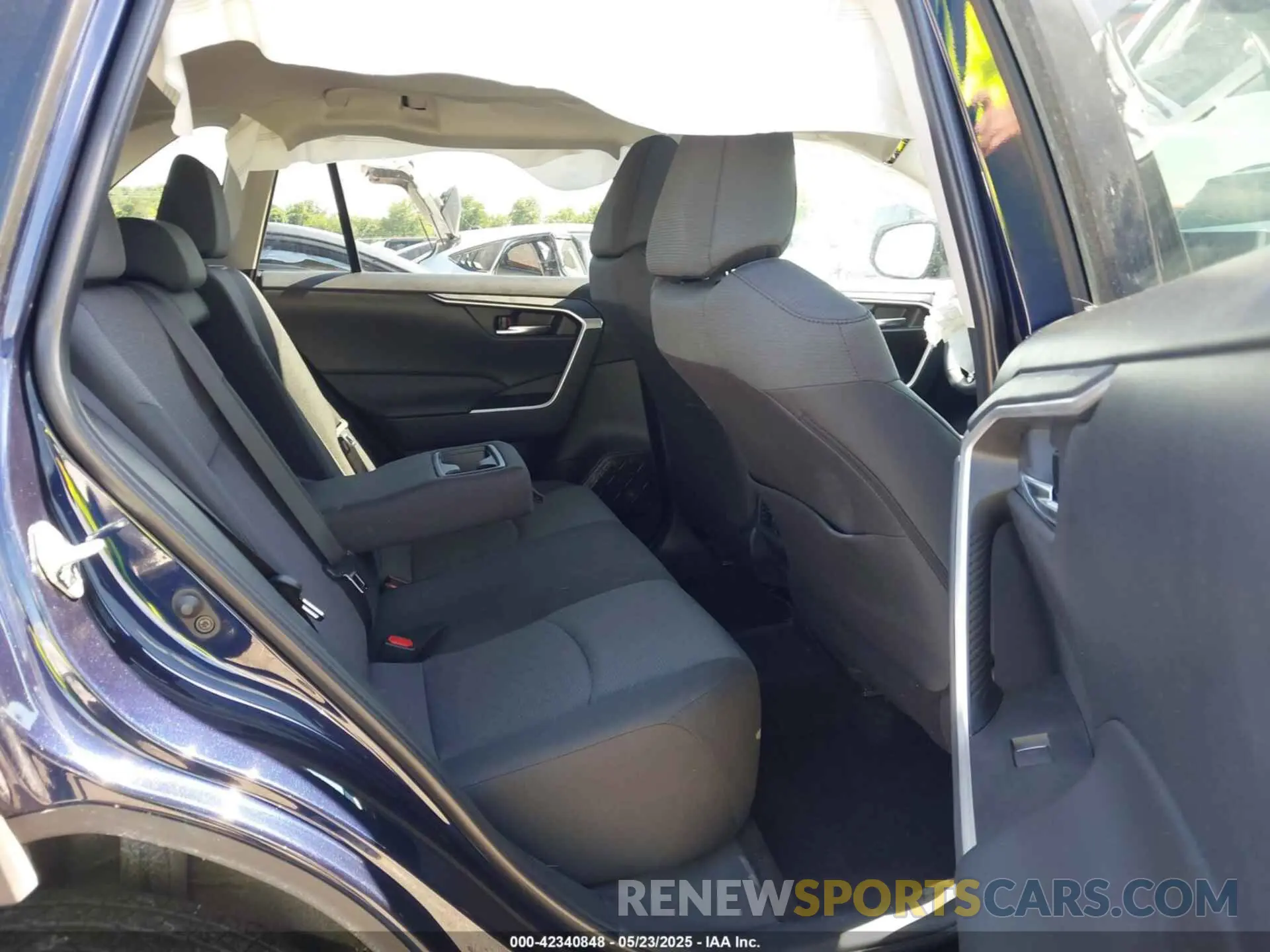 8 fotografías del automóvil dañado 2T3P1RFV3RW478358 TOYOTA RAV4 2024
