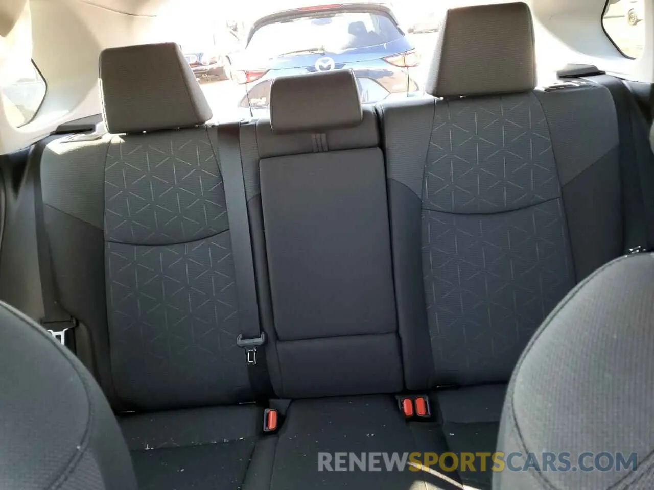 10 fotografías del automóvil dañado 2T3P1RFV3RW484676 TOYOTA RAV4 2024