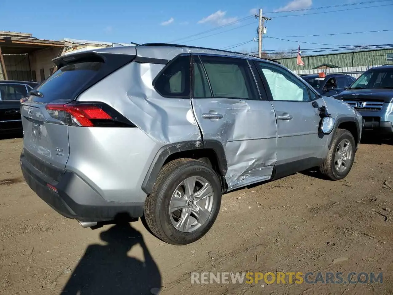 3 fotografías del automóvil dañado 2T3P1RFV3RW484676 TOYOTA RAV4 2024