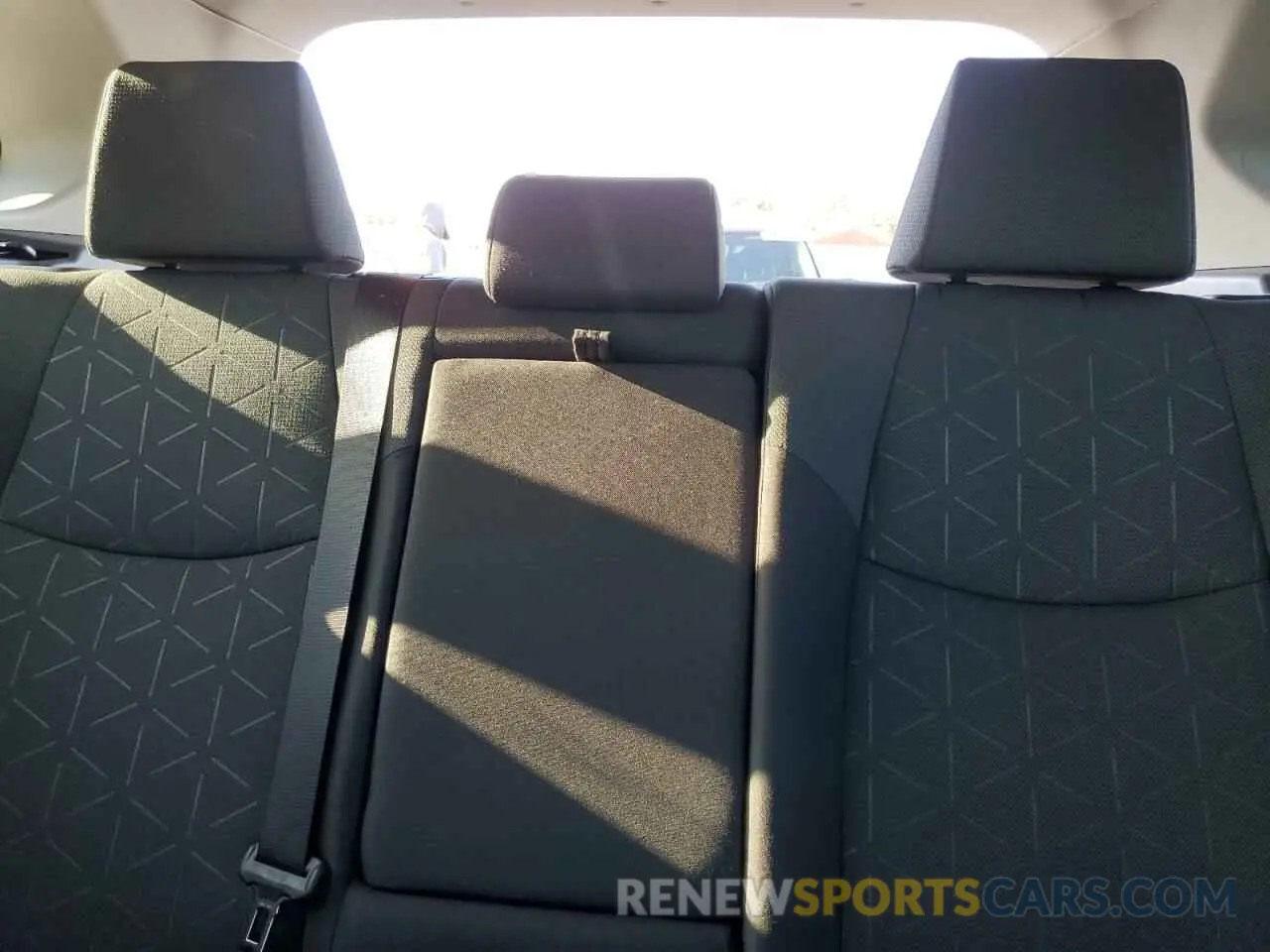 10 fotografías del automóvil dañado 2T3P1RFV4RC401631 TOYOTA RAV4 2024