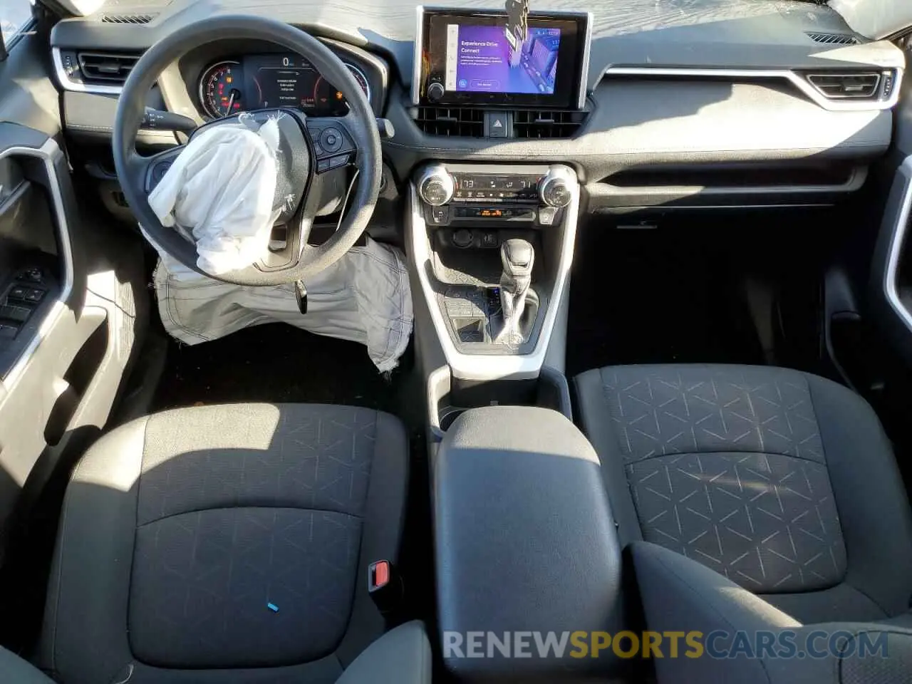 8 fotografías del automóvil dañado 2T3P1RFV4RC401631 TOYOTA RAV4 2024
