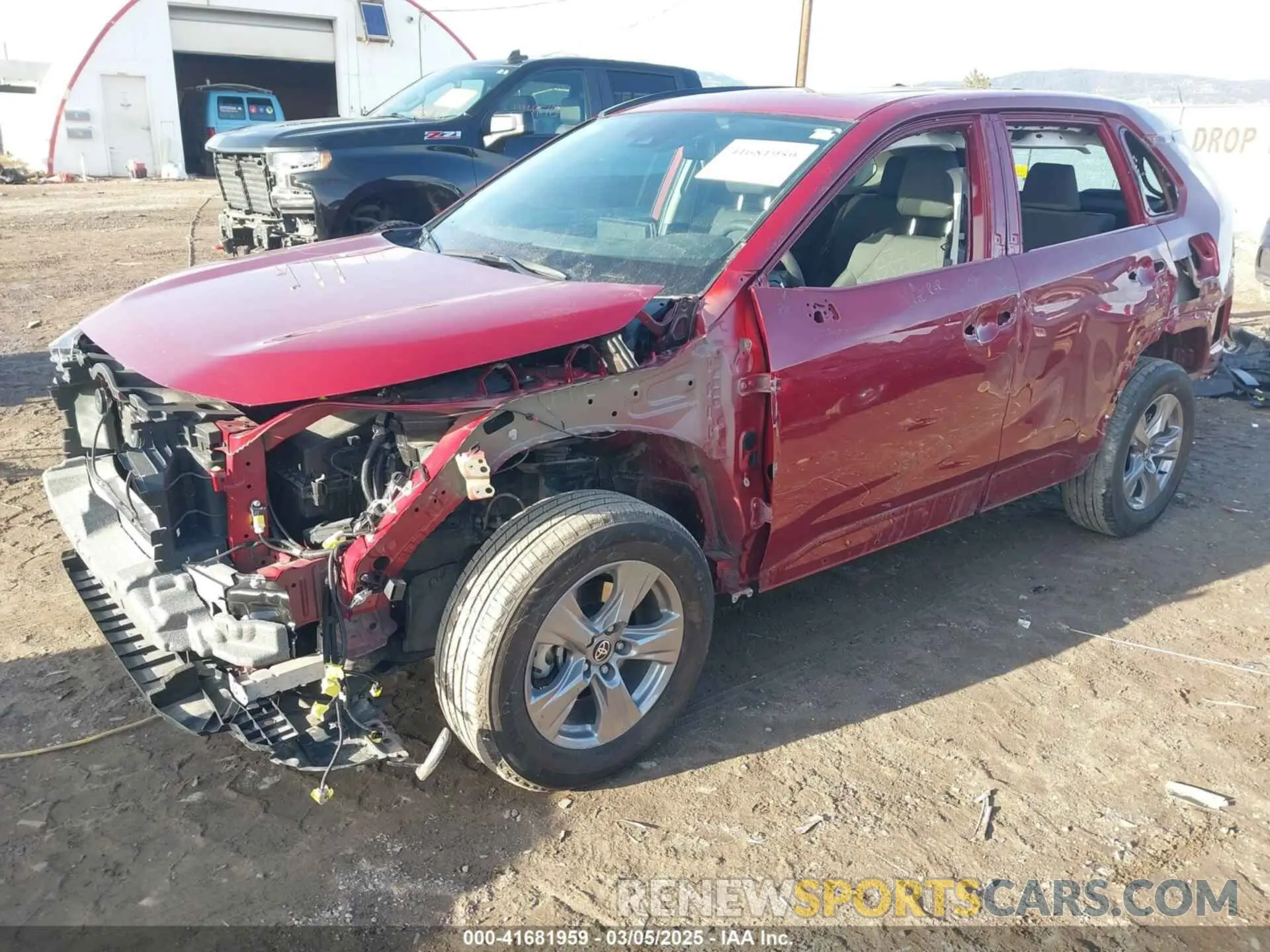 2 fotografías del automóvil dañado 2T3P1RFV4RW414913 TOYOTA RAV4 2024