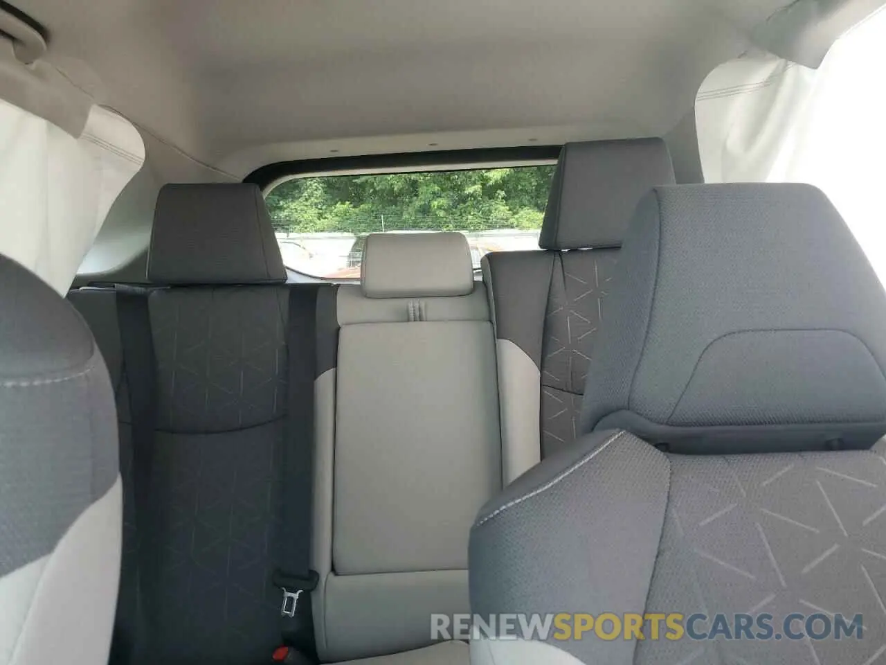 10 fotografías del automóvil dañado 2T3P1RFV4RW454120 TOYOTA RAV4 2024