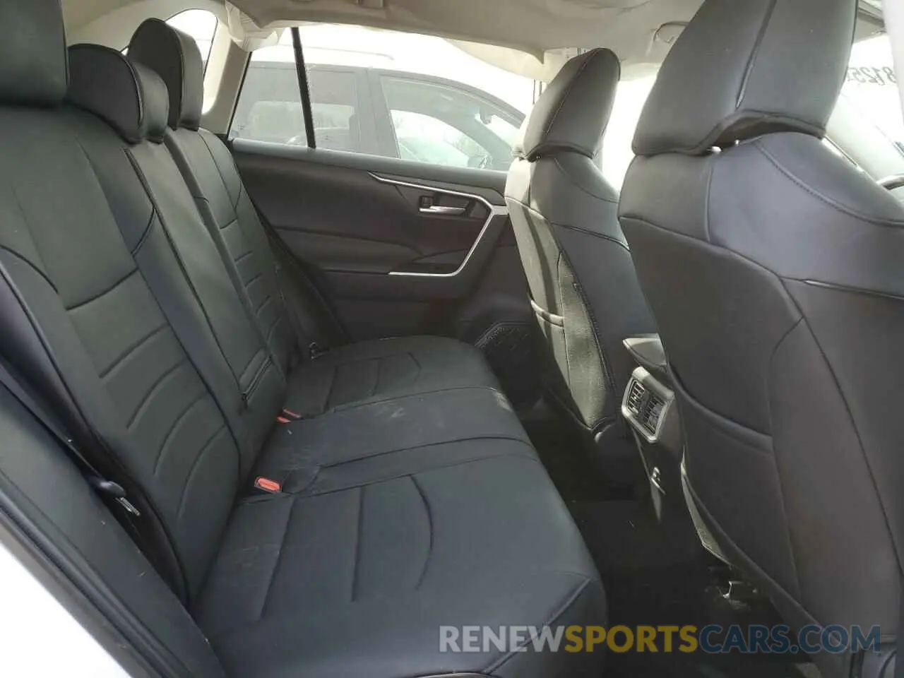 10 fotografías del automóvil dañado 2T3P1RFV5RC410225 TOYOTA RAV4 2024