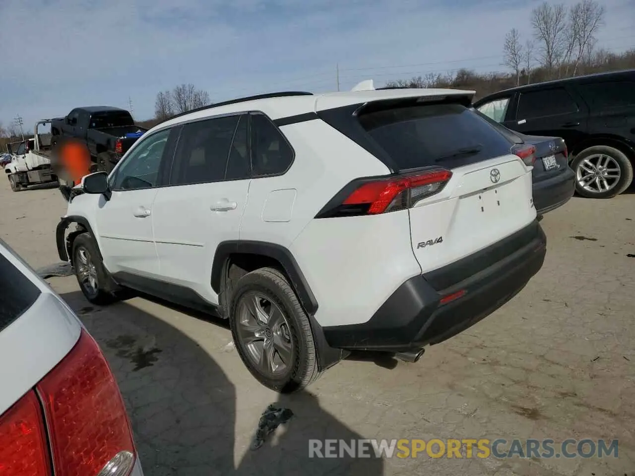 2 fotografías del automóvil dañado 2T3P1RFV5RC410225 TOYOTA RAV4 2024