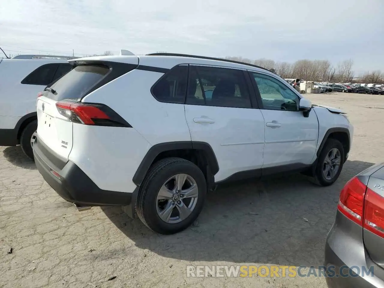 3 fotografías del automóvil dañado 2T3P1RFV5RC410225 TOYOTA RAV4 2024