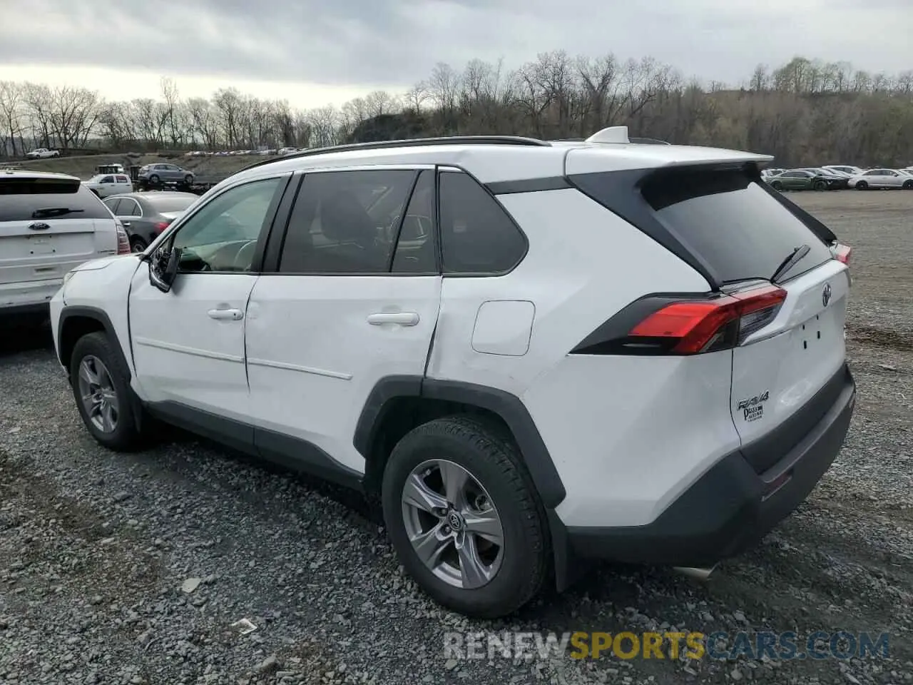 2 fotografías del automóvil dañado 2T3P1RFV6RC394956 TOYOTA RAV4 2024