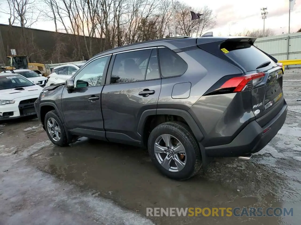 2 fotografías del automóvil dañado 2T3P1RFV6RC484141 TOYOTA RAV4 2024