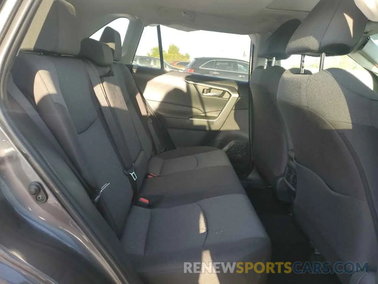 11 fotografías del automóvil dañado 2T3P1RFV6RW465359 TOYOTA RAV4 2024