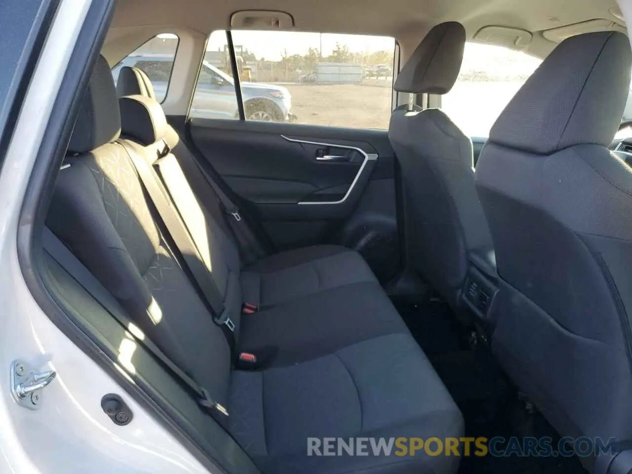 11 fotografías del automóvil dañado 2T3P1RFV7RC444778 TOYOTA RAV4 2024