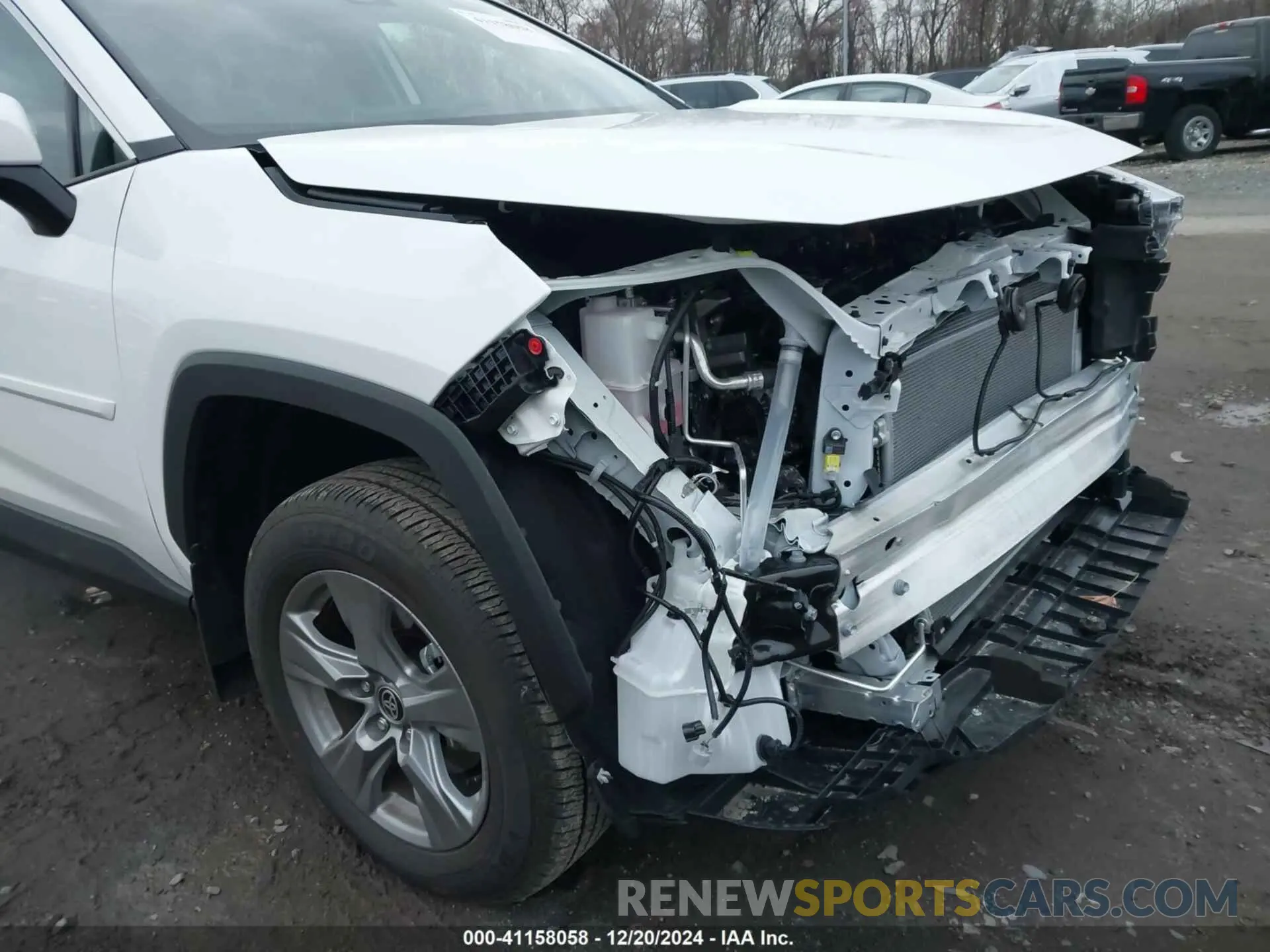 18 fotografías del automóvil dañado 2T3P1RFV7RC460883 TOYOTA RAV4 2024