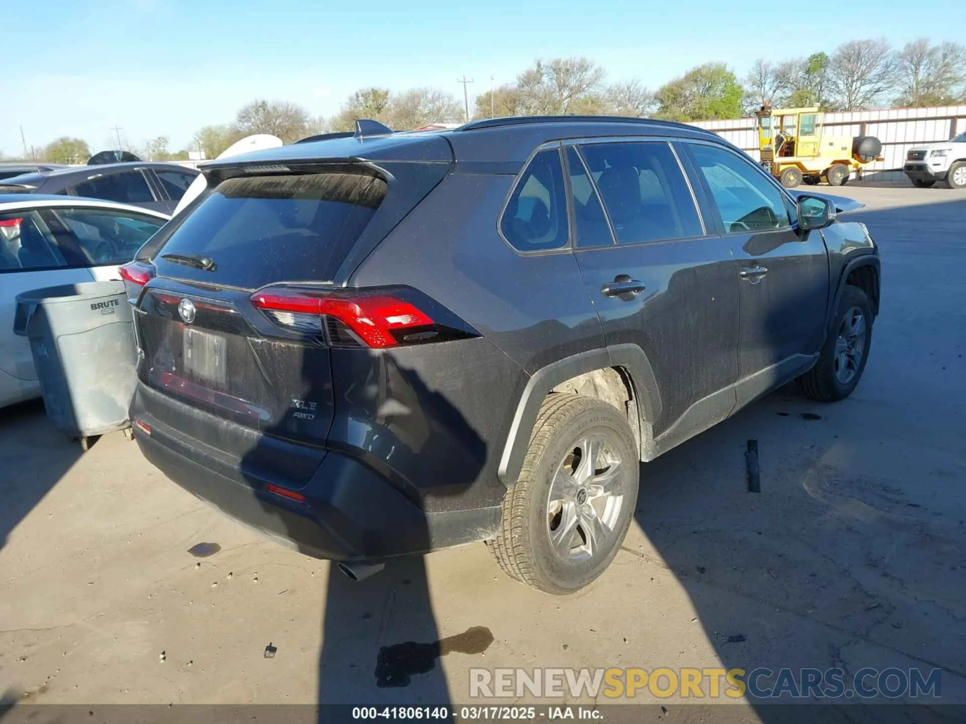 4 fotografías del automóvil dañado 2T3P1RFV7RW419815 TOYOTA RAV4 2024