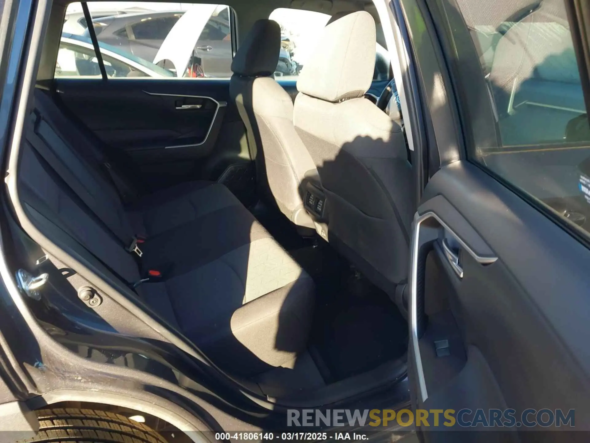 8 fotografías del automóvil dañado 2T3P1RFV7RW419815 TOYOTA RAV4 2024