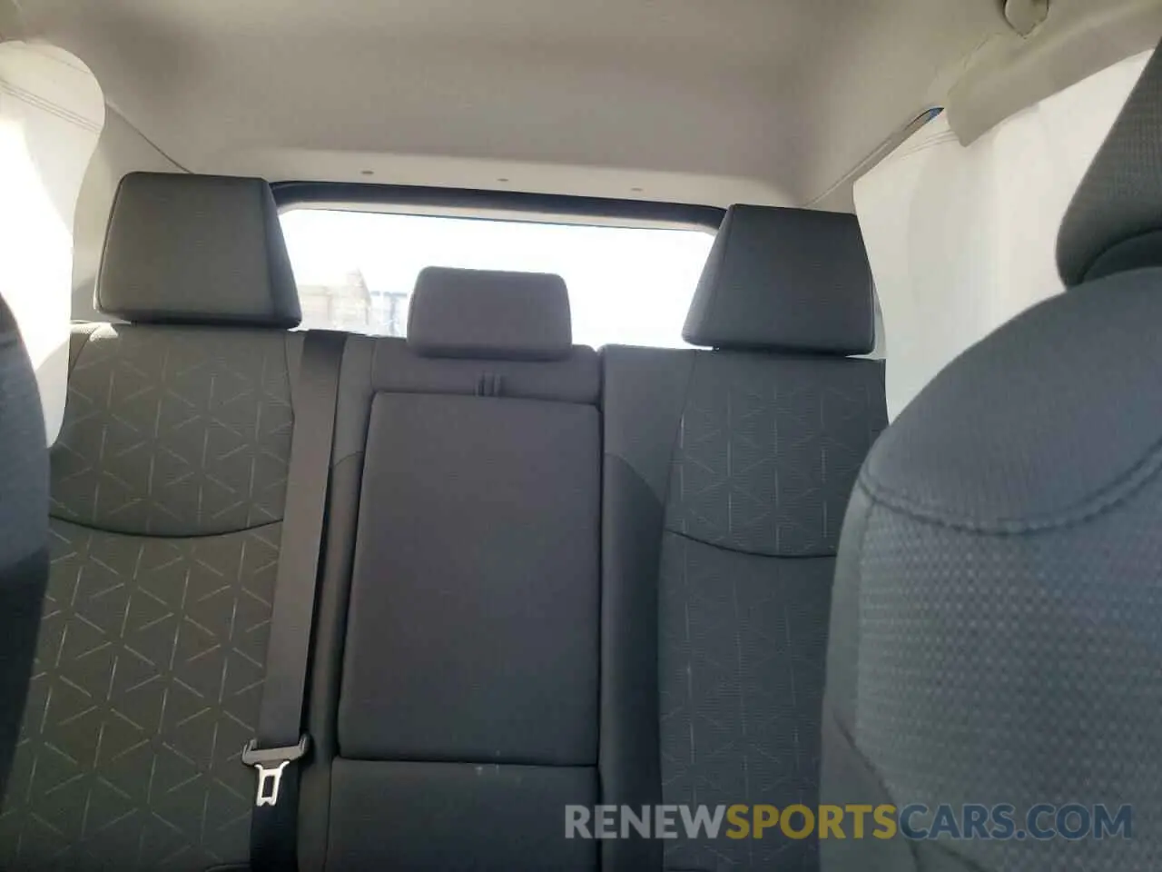 10 fotografías del automóvil dañado 2T3P1RFV7RW489220 TOYOTA RAV4 2024