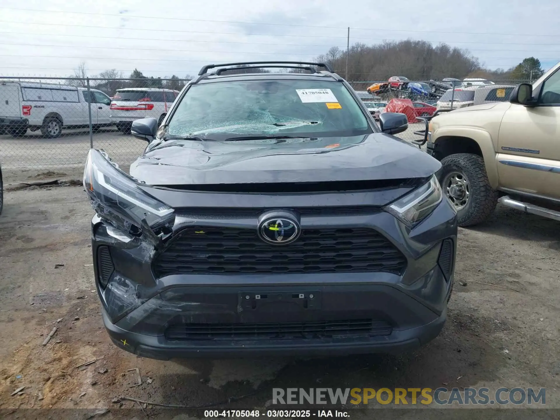 12 fotografías del automóvil dañado 2T3P1RFV8RC439217 TOYOTA RAV4 2024