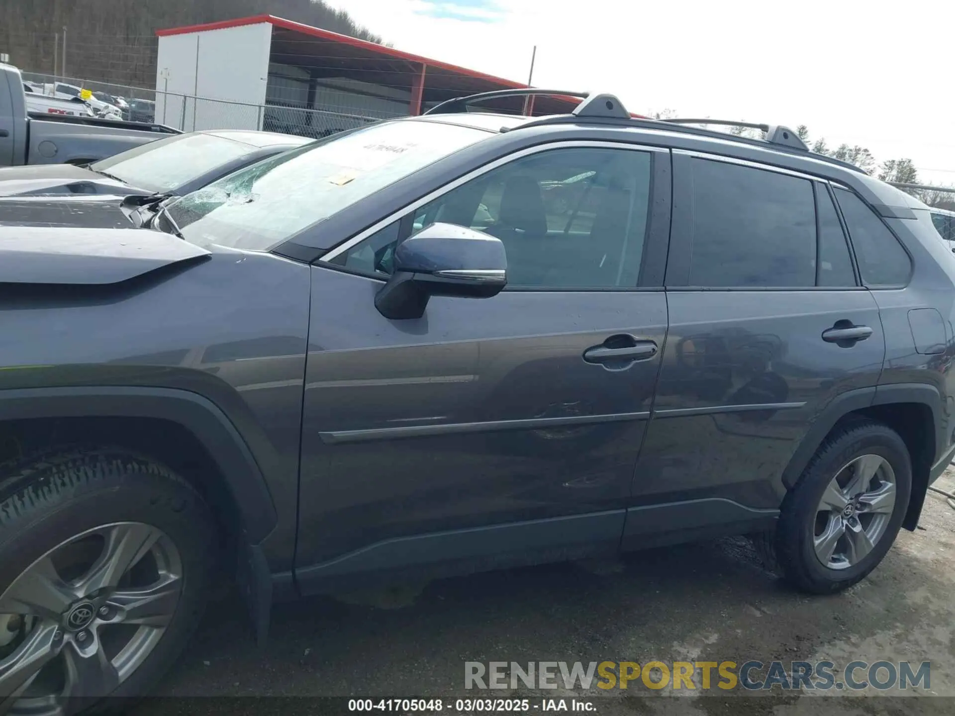 14 fotografías del automóvil dañado 2T3P1RFV8RC439217 TOYOTA RAV4 2024
