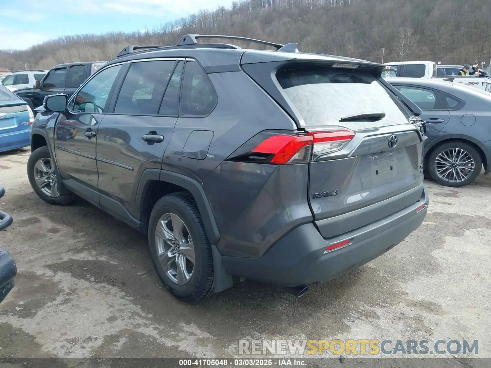 3 fotografías del automóvil dañado 2T3P1RFV8RC439217 TOYOTA RAV4 2024