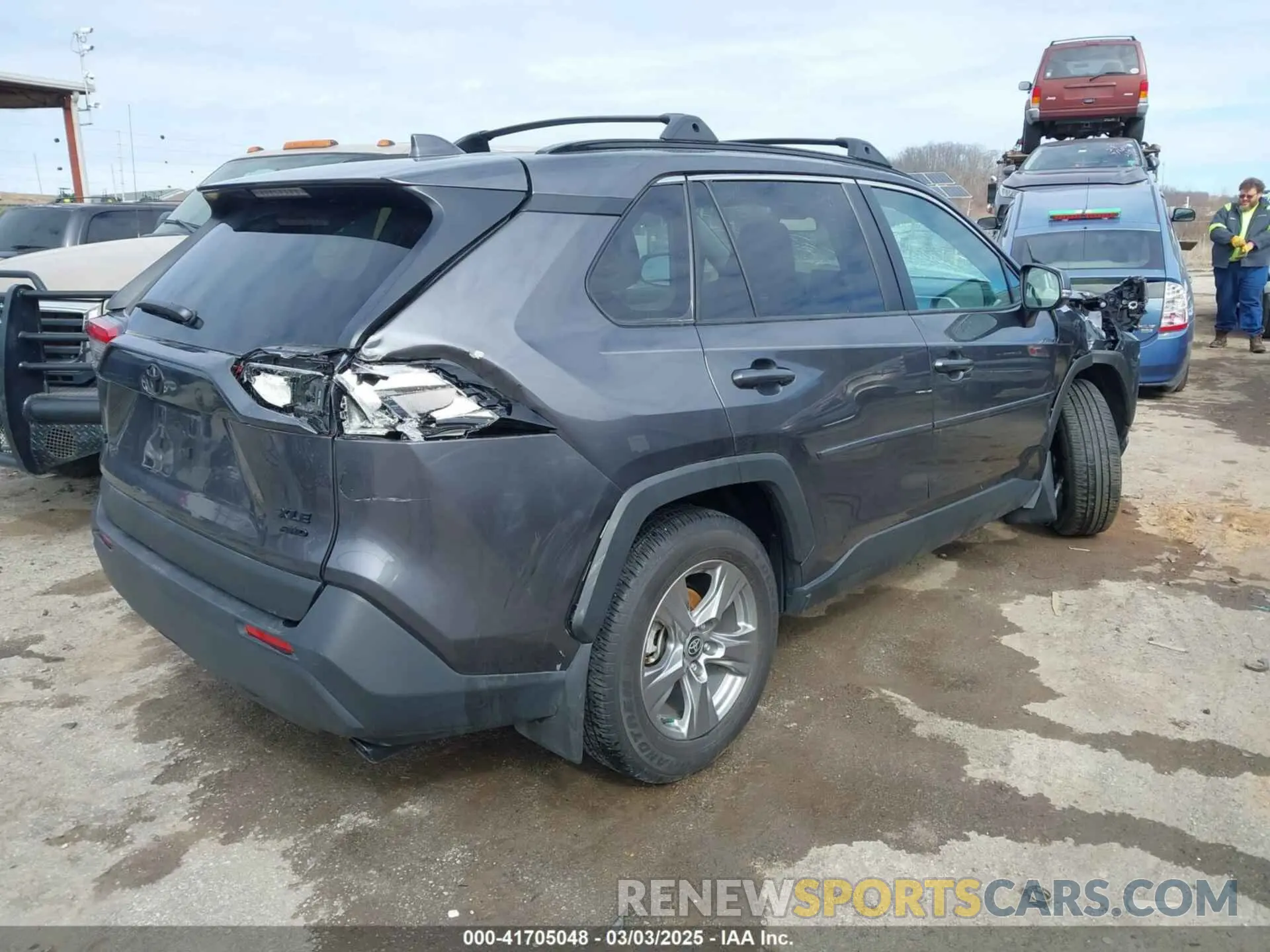 4 fotografías del automóvil dañado 2T3P1RFV8RC439217 TOYOTA RAV4 2024