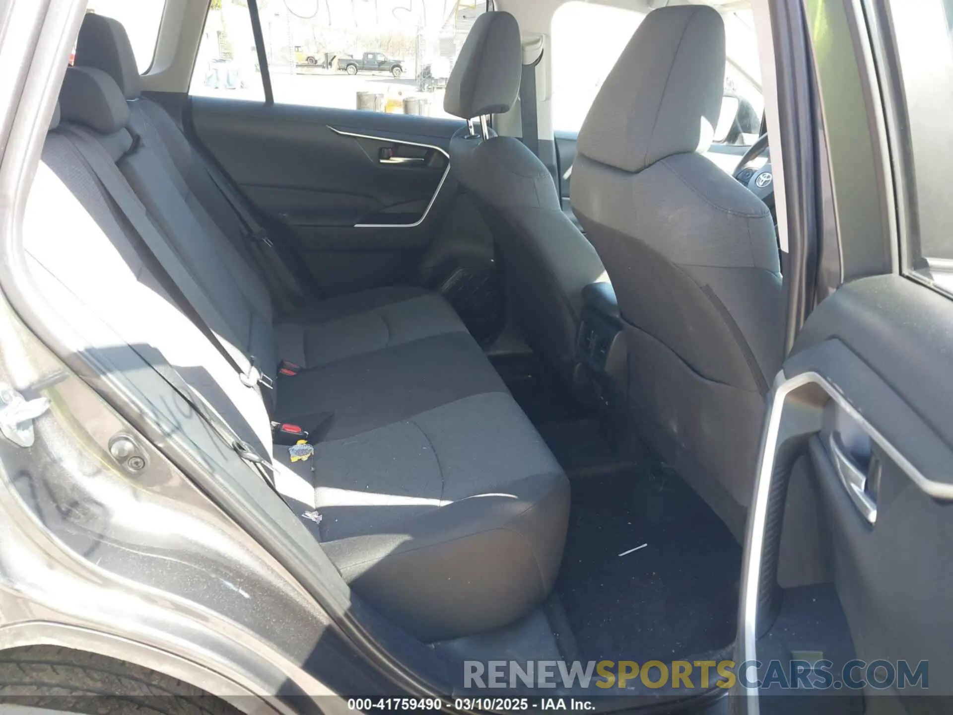 8 fotografías del automóvil dañado 2T3P1RFV8RC449956 TOYOTA RAV4 2024