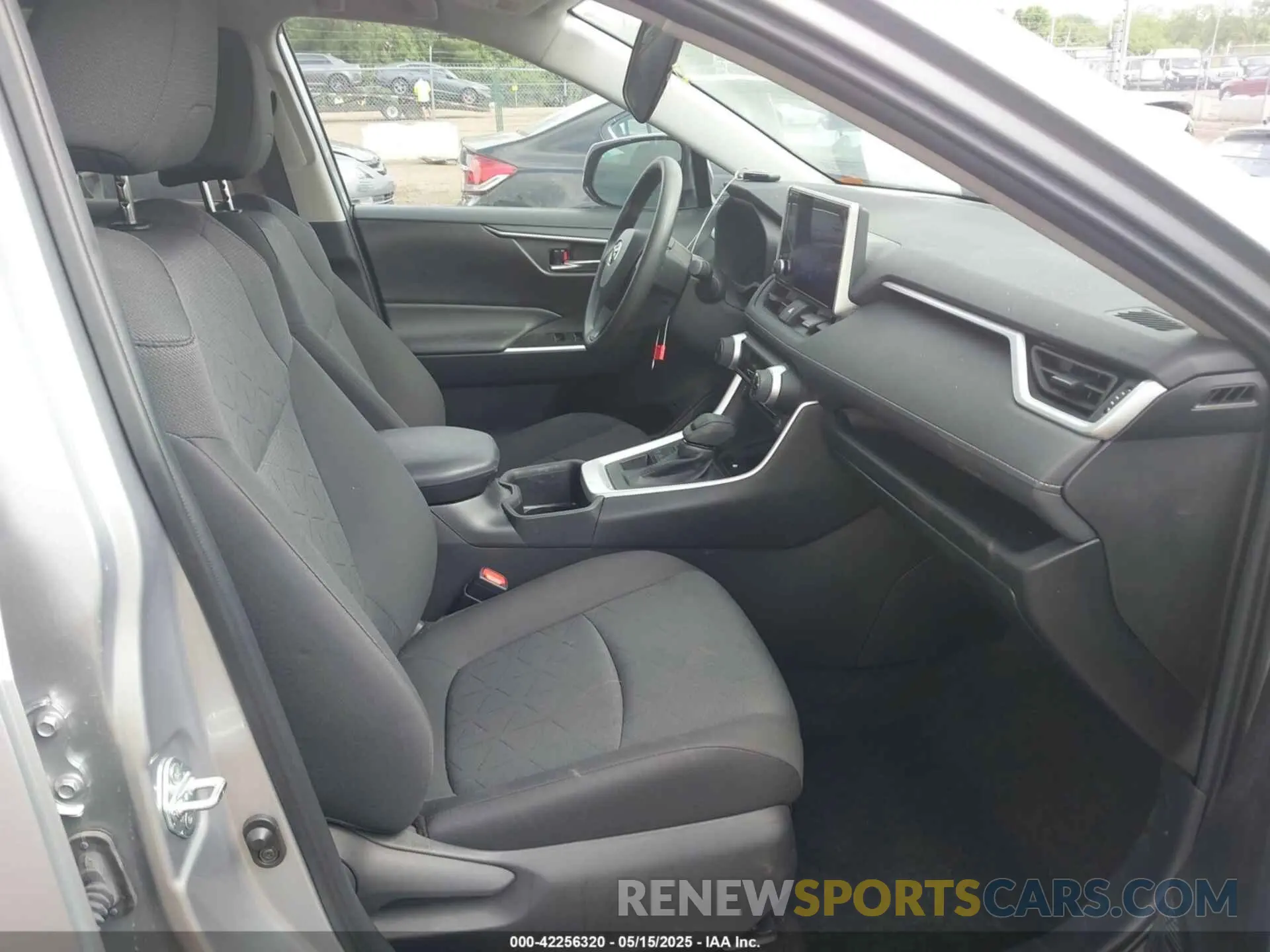 5 fotografías del automóvil dañado 2T3P1RFVXRC444886 TOYOTA RAV4 2024