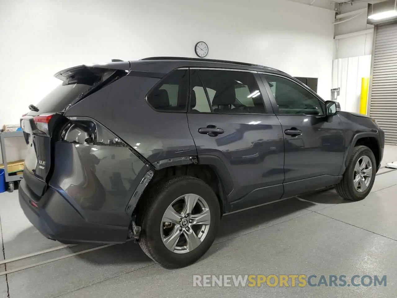 3 fotografías del automóvil dañado 2T3P1RFVXRW417749 TOYOTA RAV4 2024