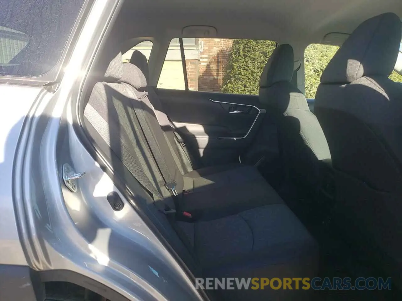 11 fotografías del automóvil dañado 2T3P1RFVXRW436995 TOYOTA RAV4 2024