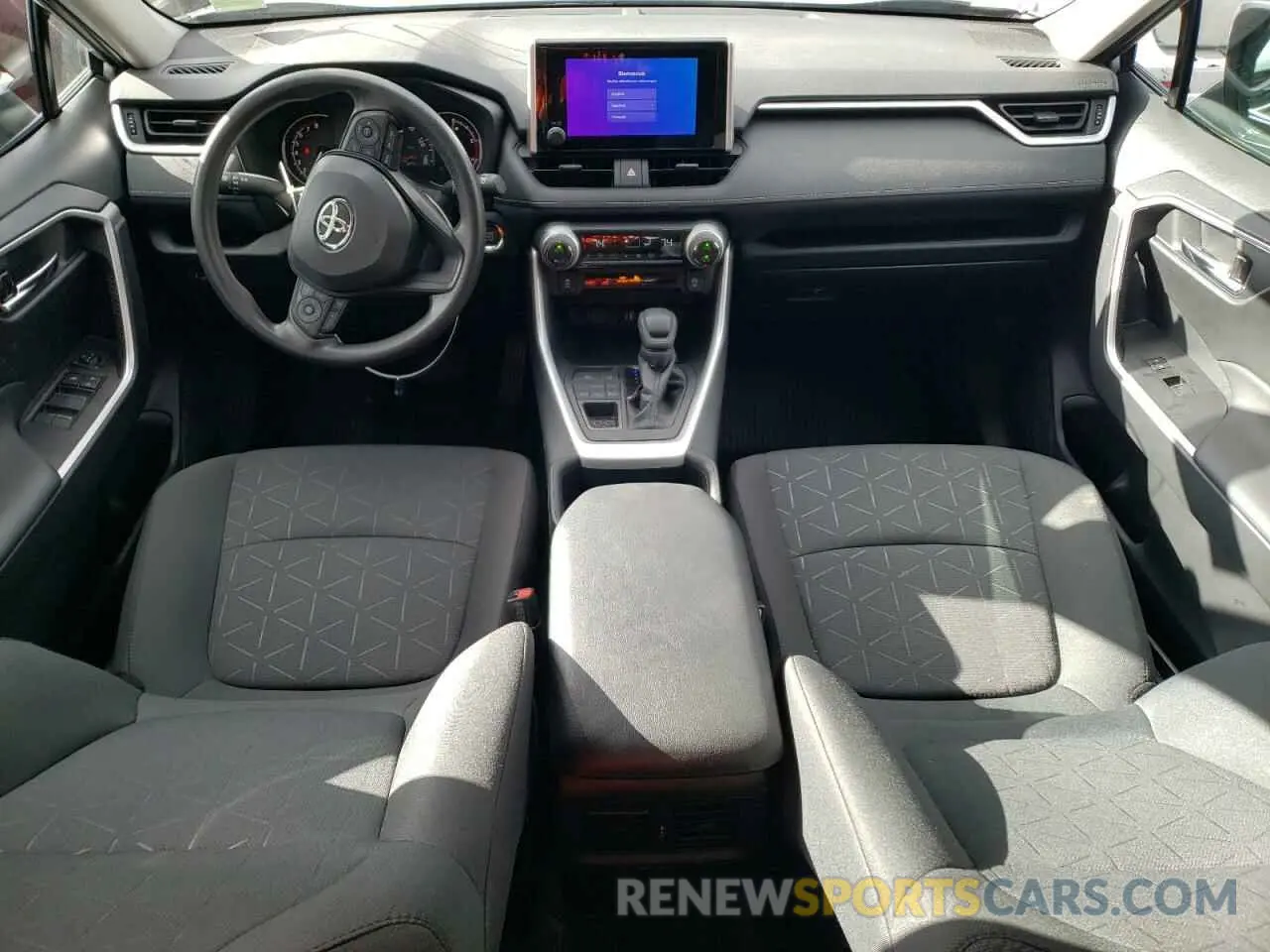 8 fotografías del automóvil dañado 2T3P1RFVXRW436995 TOYOTA RAV4 2024