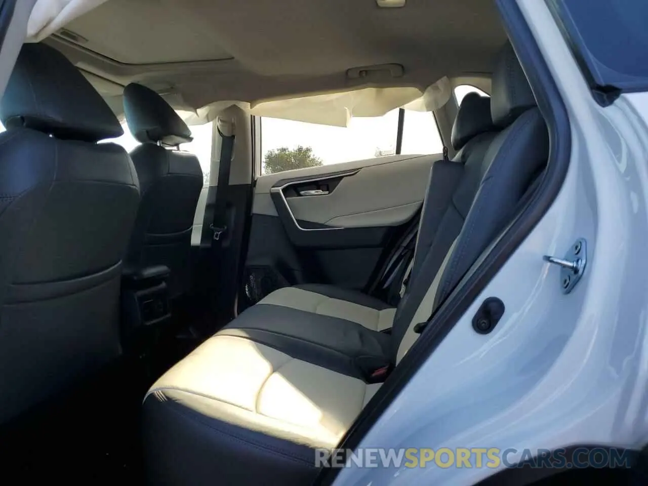 11 fotografías del automóvil dañado 2T3P1RFVXRW437967 TOYOTA RAV4 2024