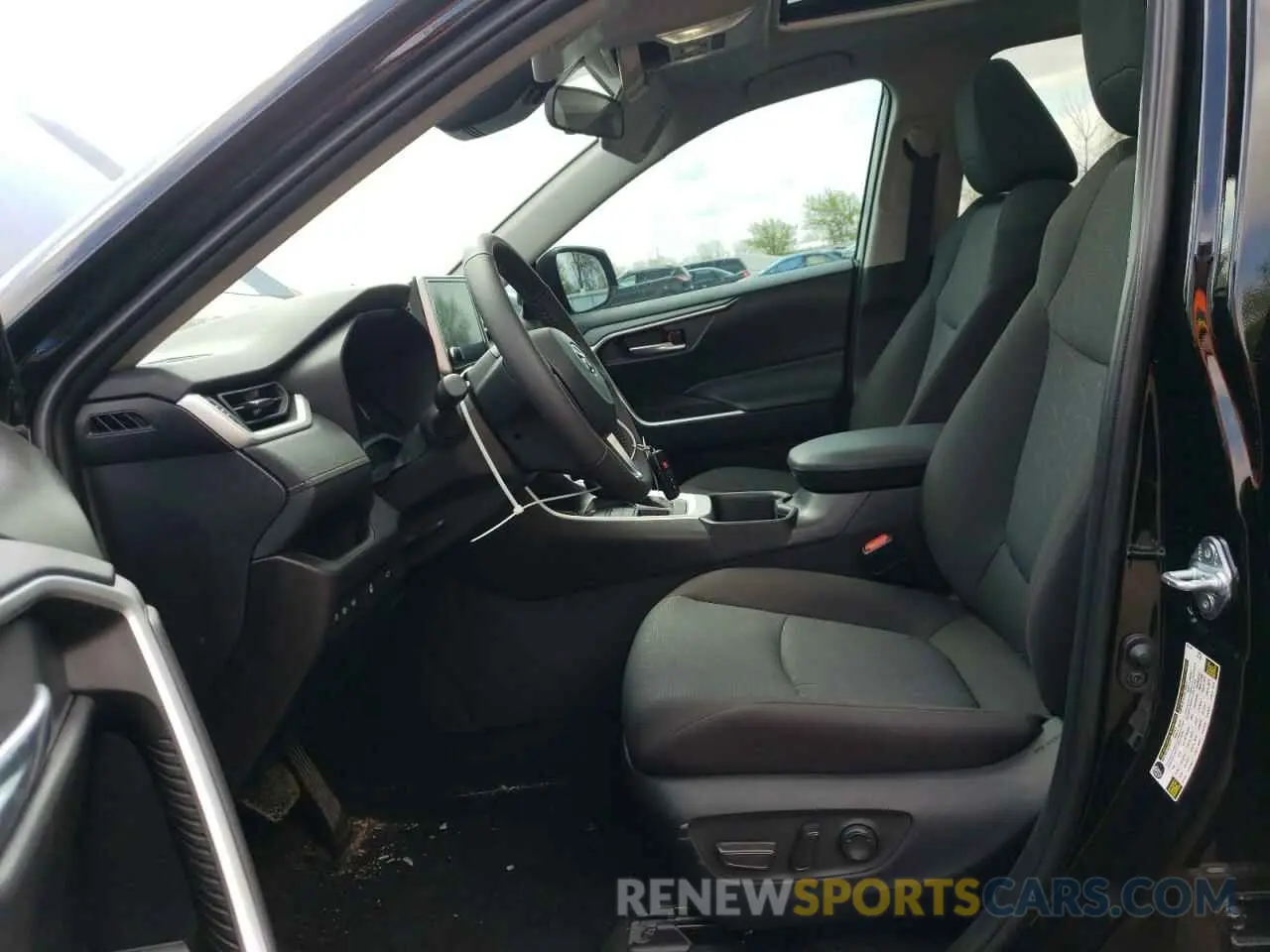 7 fotografías del automóvil dañado 2T3R1RFV9RC476785 TOYOTA RAV4 2024