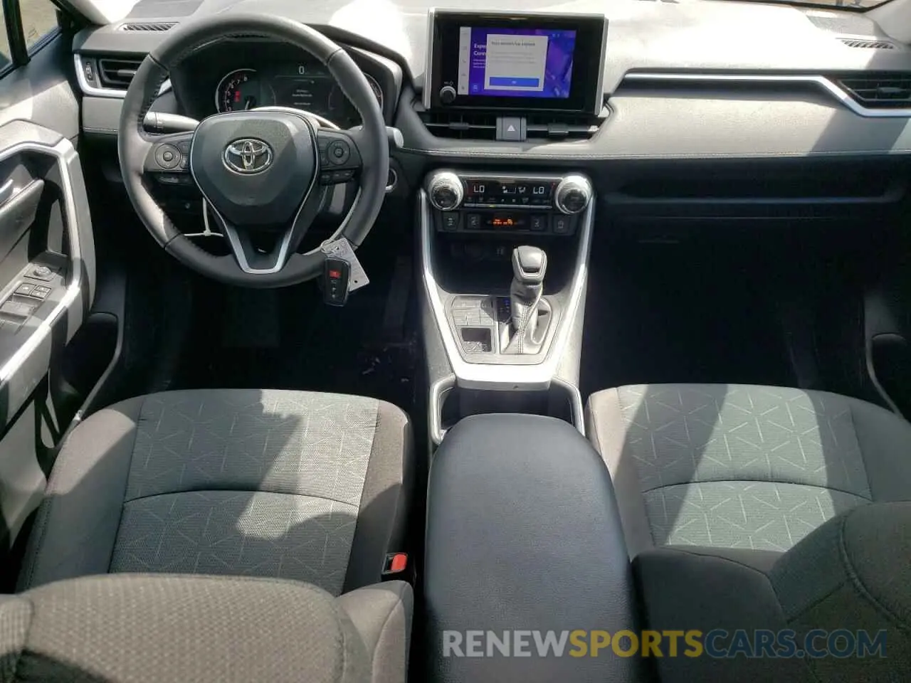 8 fotografías del automóvil dañado 2T3R1RFV9RC476785 TOYOTA RAV4 2024