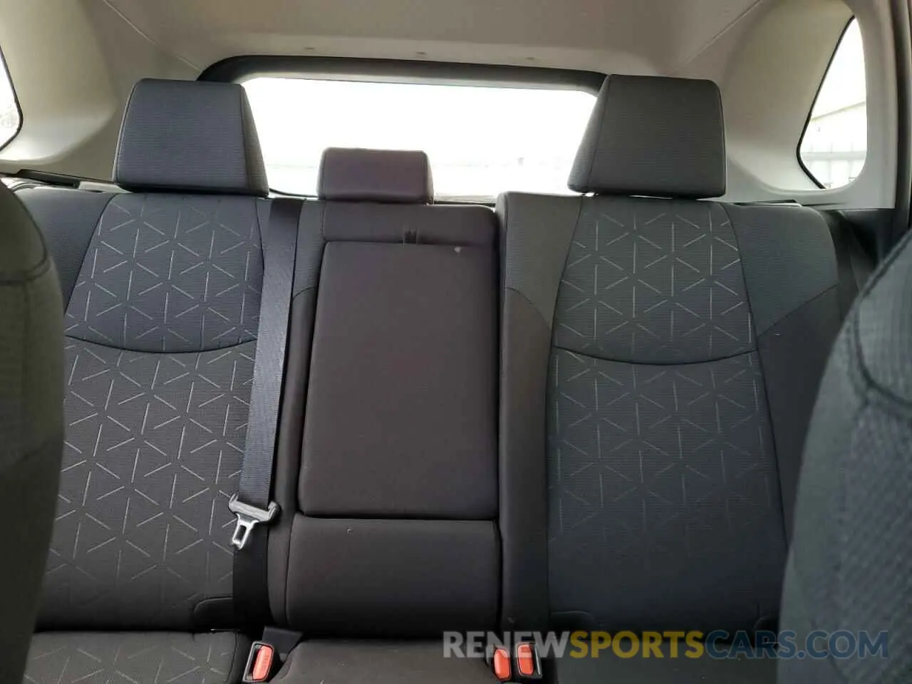 10 fotografías del automóvil dañado 2T3RWRFV0RW192087 TOYOTA RAV4 2024