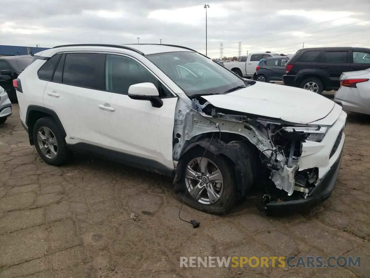 4 fotografías del automóvil dañado 2T3RWRFV0RW213455 TOYOTA RAV4 2024