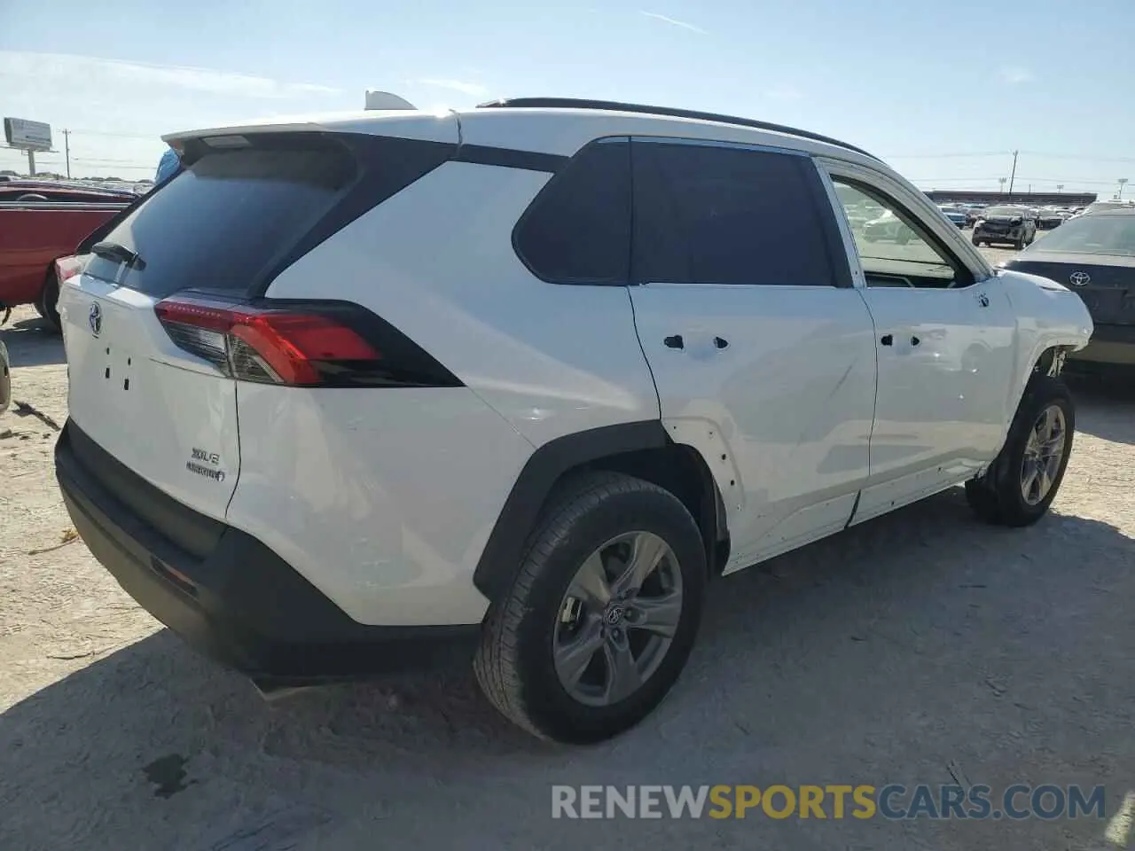 3 fotografías del automóvil dañado 2T3RWRFV1RW237618 TOYOTA RAV4 2024