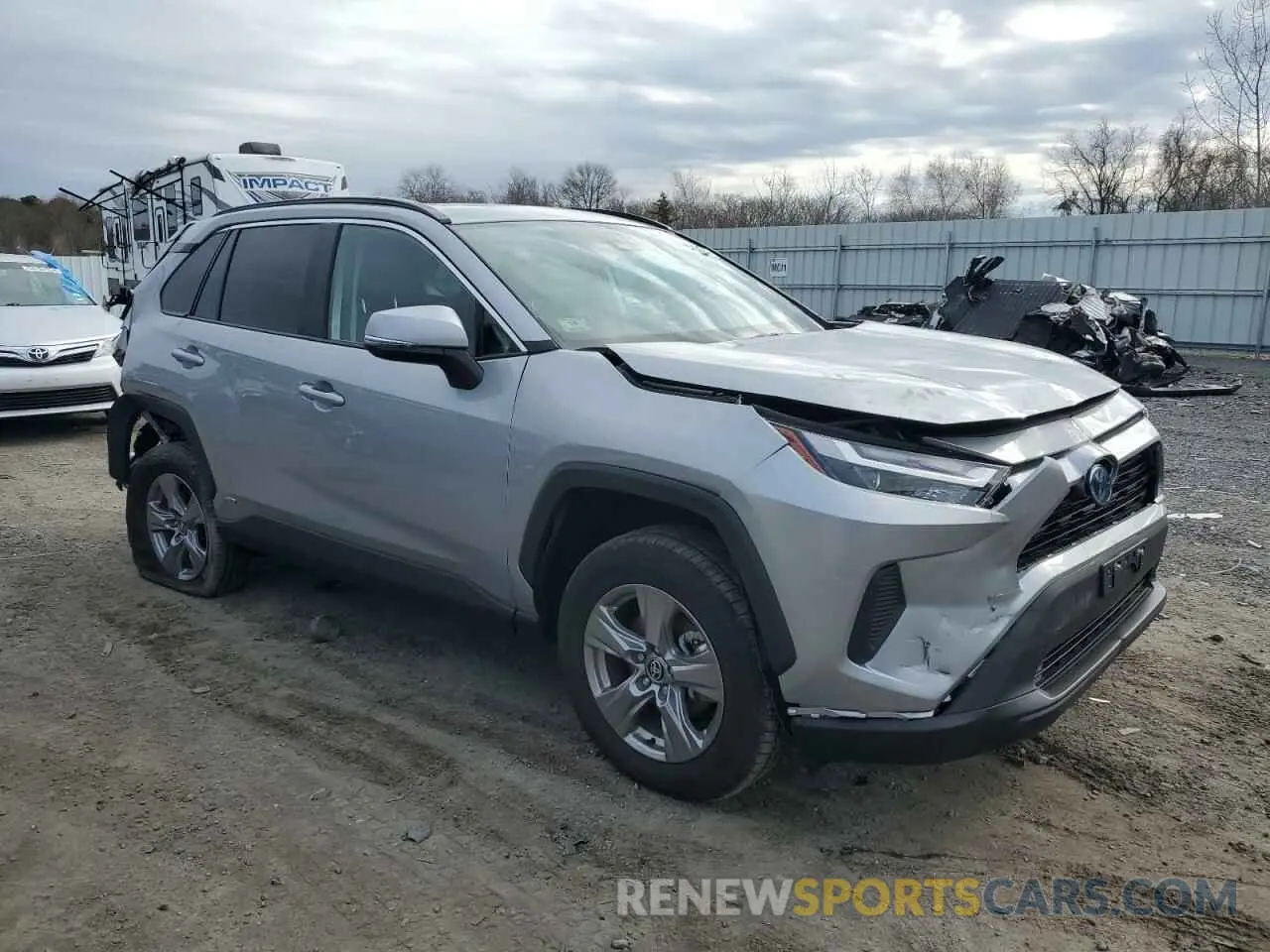 4 fotografías del automóvil dañado 2T3RWRFV5RW243907 TOYOTA RAV4 2024