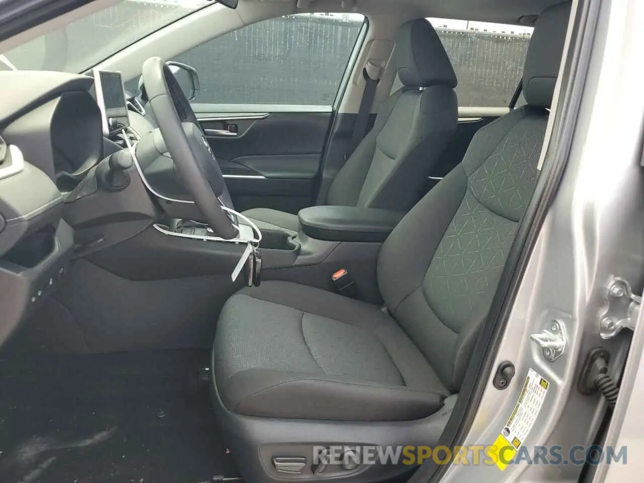 7 fotografías del automóvil dañado 2T3RWRFV7RW246887 TOYOTA RAV4 2024