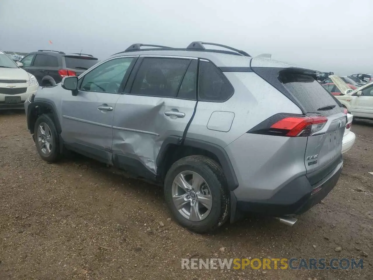 2 fotografías del automóvil dañado 2T3RWRFV8RW203739 TOYOTA RAV4 2024