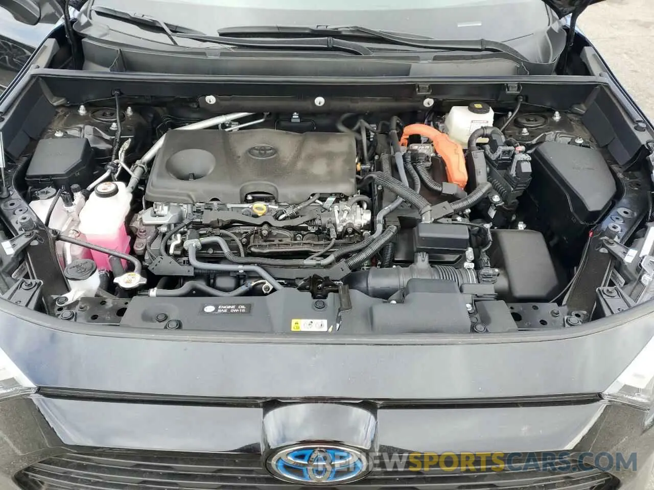 12 fotografías del automóvil dañado 2T3RWRFV9RW228584 TOYOTA RAV4 2024