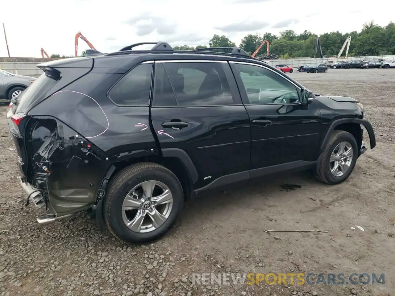 3 fotografías del automóvil dañado 2T3RWRFVXRW203502 TOYOTA RAV4 2024