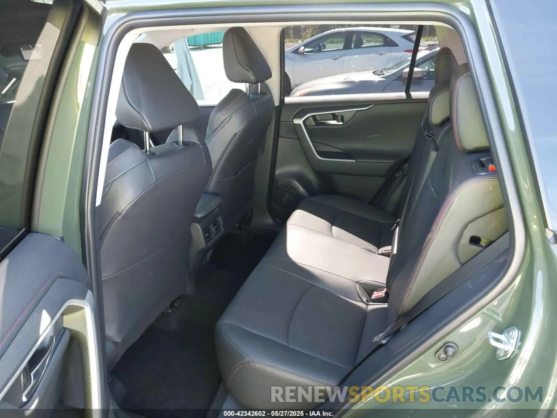 8 fotografías del automóvil dañado 2T3S1RFV5RW452399 TOYOTA RAV4 2024