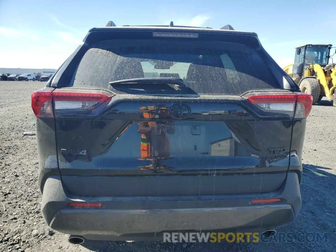 6 fotografías del automóvil dañado 2T3S1RFV9RW423715 TOYOTA RAV4 2024