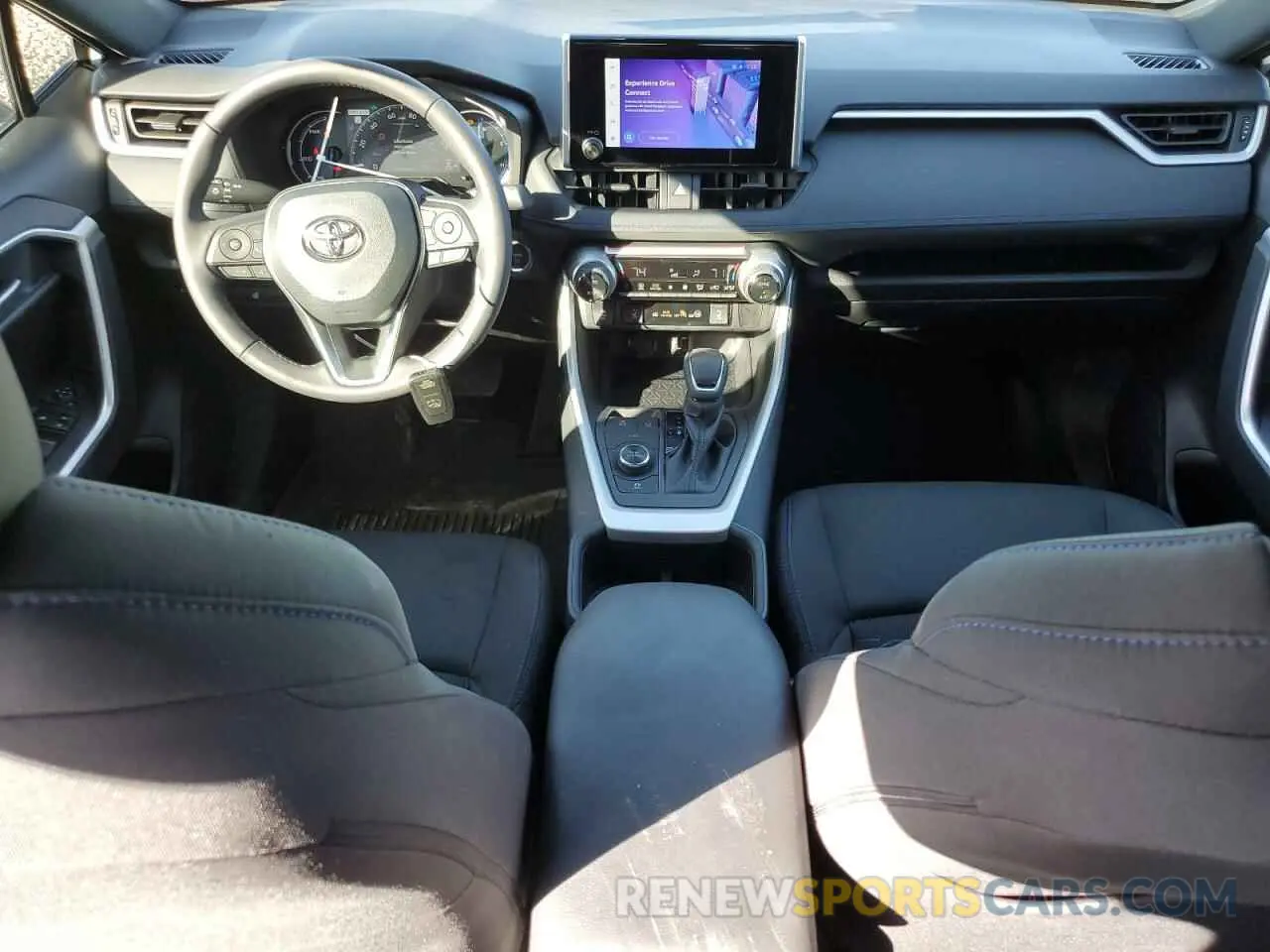 8 fotografías del automóvil dañado 2T3T6RFV8RW075699 TOYOTA RAV4 2024